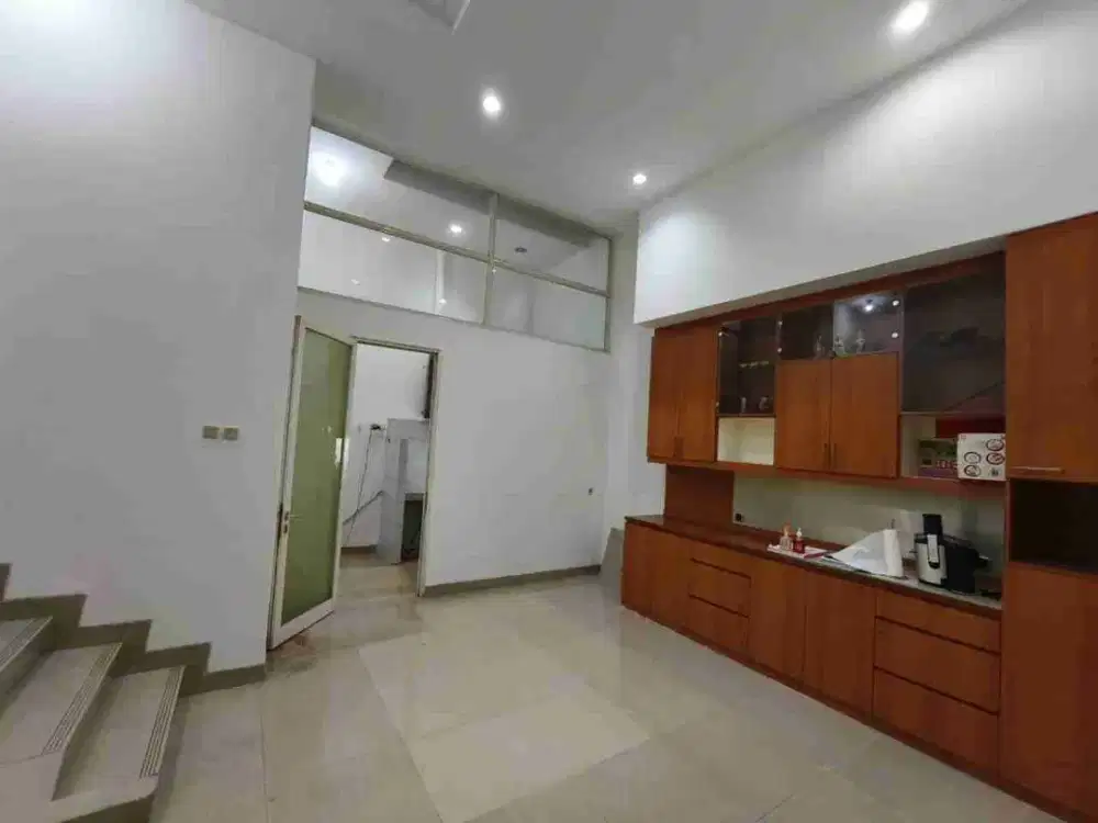Sewa Rumah Grisenda Semi Furnished