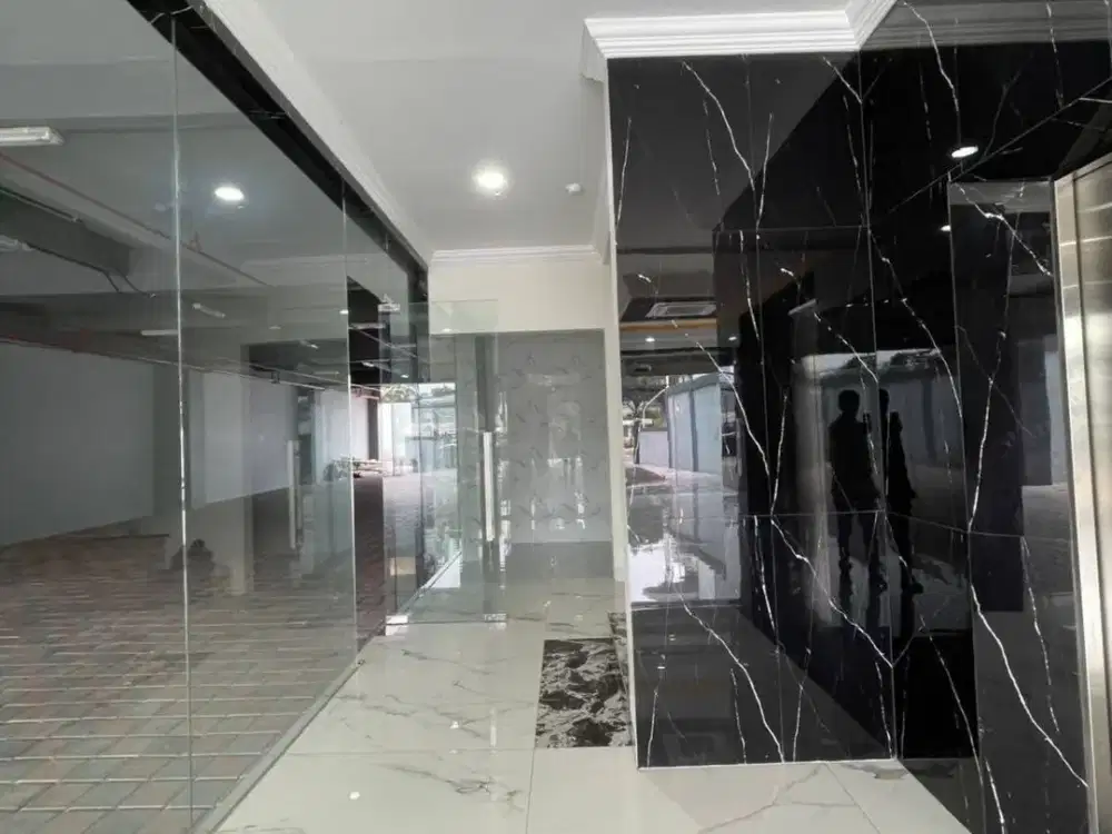 Gudang Siap Pakai di Kawasan Menteng Jakarta Pusat