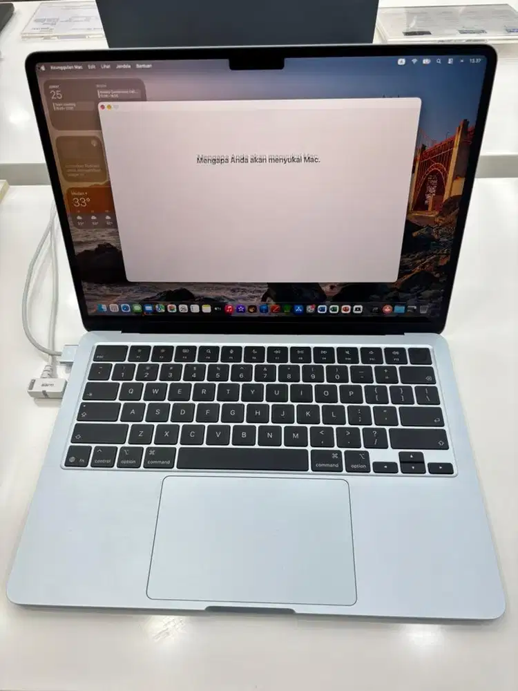 CICILAN MACBOOK AIR M5 512 GB 13 inc PROMO BUNGA RINGAN