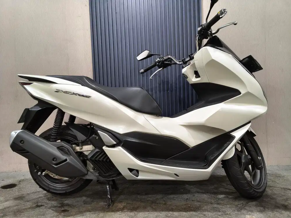 PCX 160 CBS 2023 istimewa mulus terawat siap pakai...