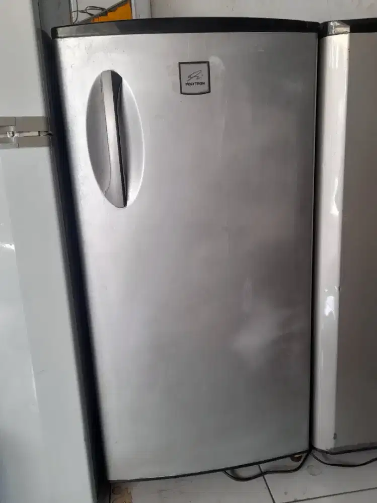 Kulkas 1 Pintu Polytron . Normal Dingin . Murah Meriah