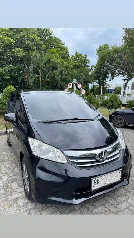HONDA FREED PSD 2012