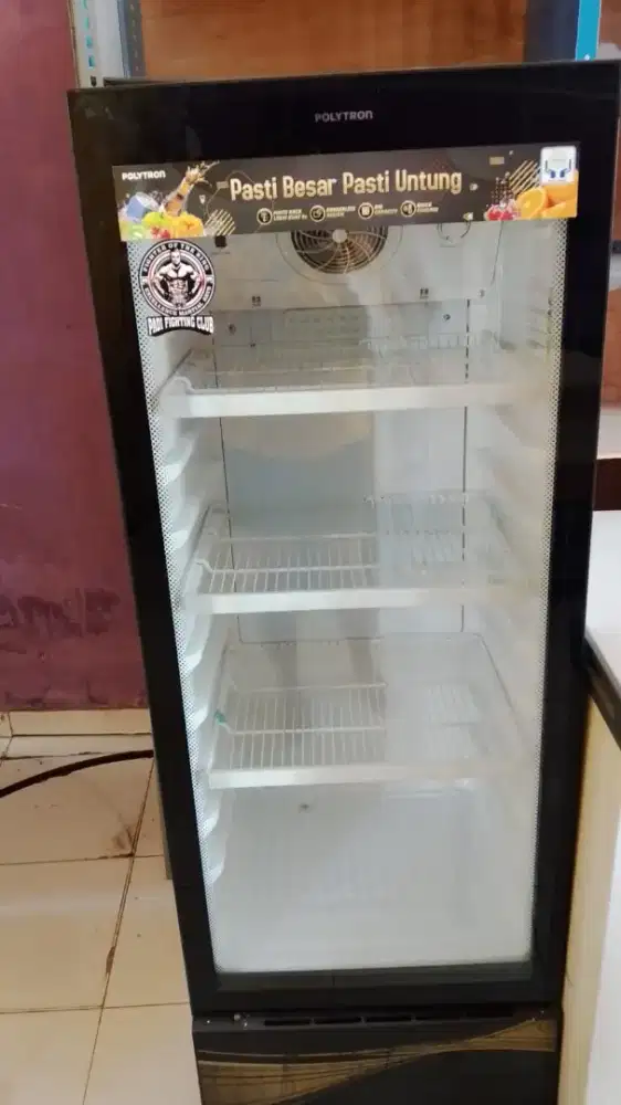 Jual cepat Kulkas dan freezer kondisi 90%