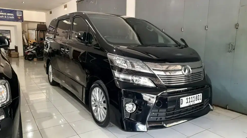 Toyota VELLFIRE 2.4  Z at 2013 | 2014 hitam (cash kredit tukar tambah)