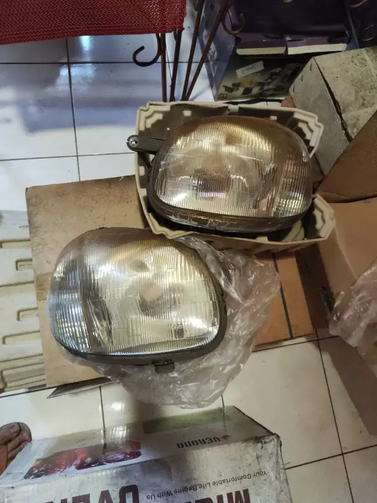 Lampu hyundai Atoz 2001 - 2006 original mobis copotan msh layak pakai