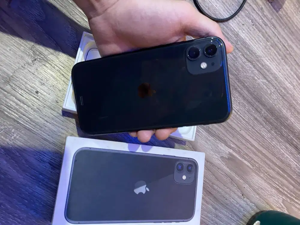 iphone 11/64 ibox