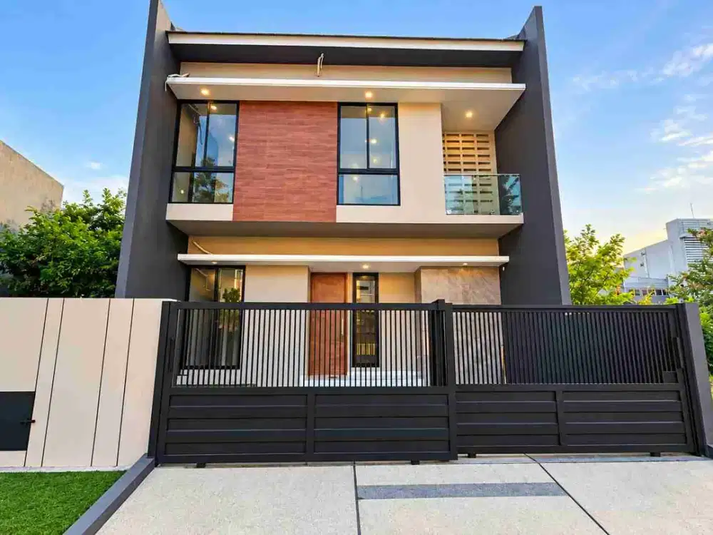 Dijual Murah Rumah lebar 8 Pakuwon City Baru Gres Harga 2 M'an