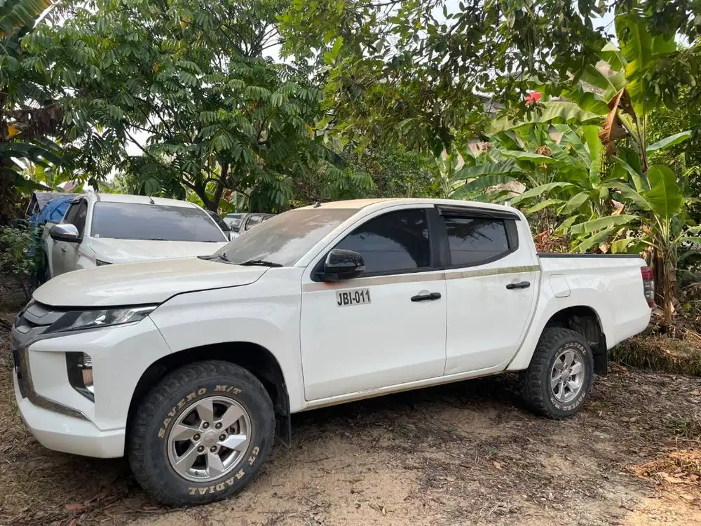 MITSUBISHI TRITON DC GLS 4X4 MT TAHUN 2022