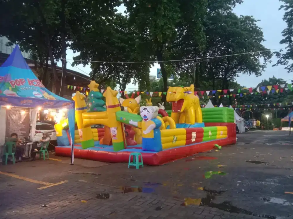 Istana Balon Tema Safari