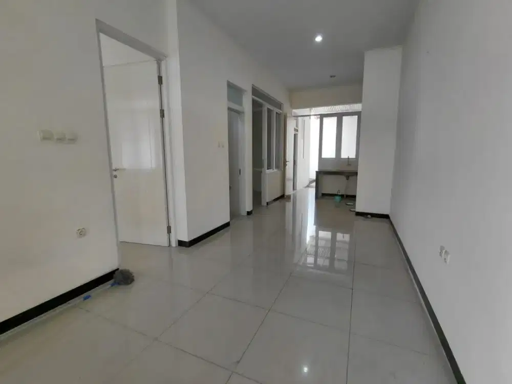 Rumah Minimalis Siap Huni di Taman Kopo Indah 5