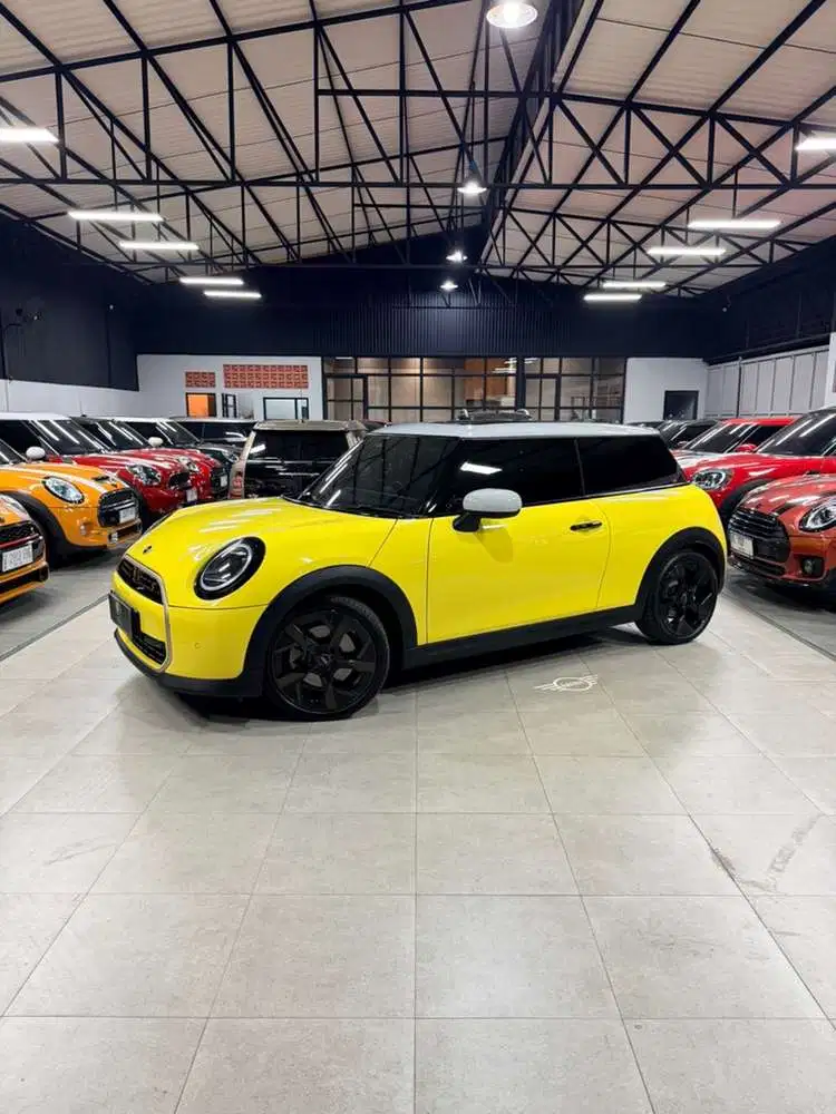 MINI Cooper 3 Door S F66 2024 | 2.000cc | KM 6rb | Sunnyside Yellow