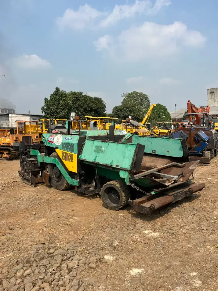 Asphalt Finisher Hanta F45W Tahun 2026
