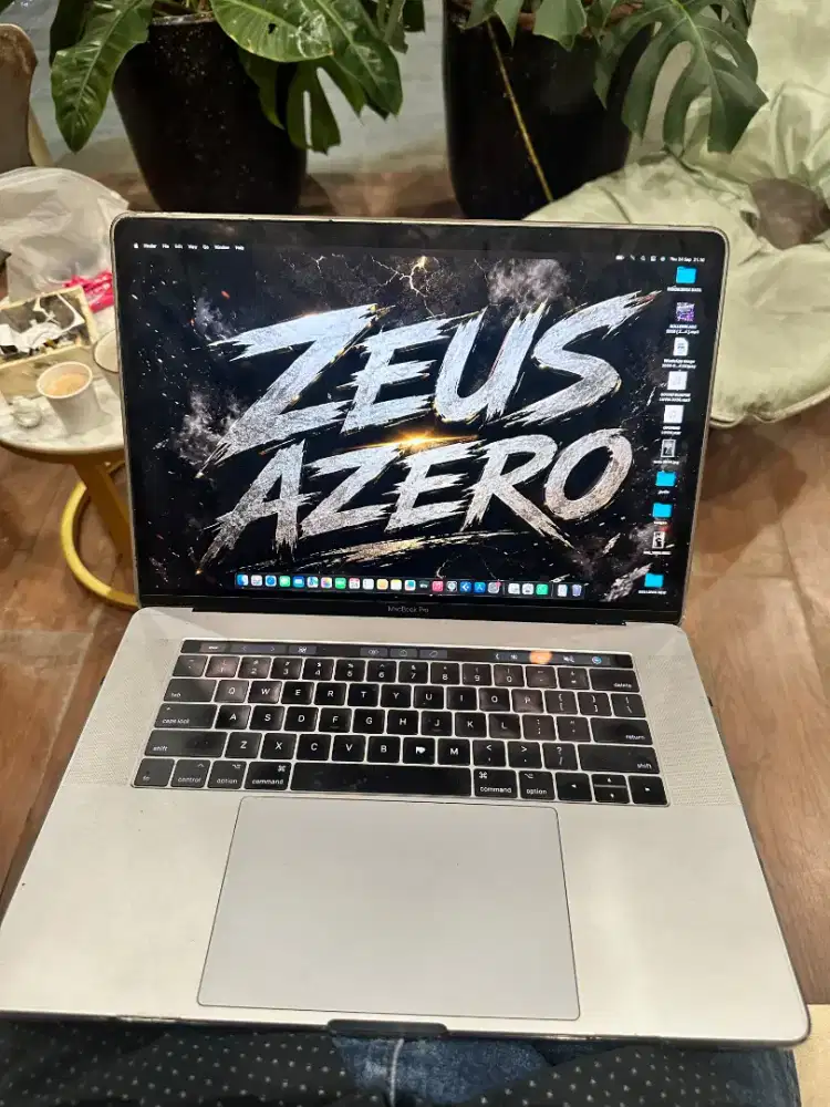 Di jual laptop nominus lengkap