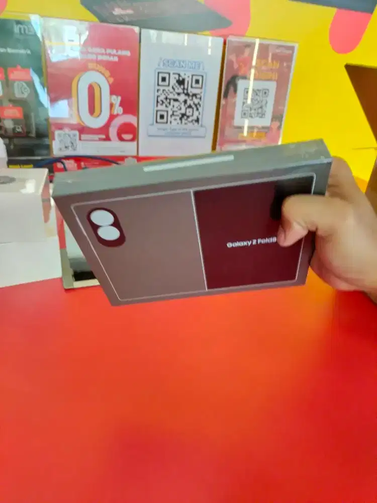 Home Credit • Samsung Z Fold 8