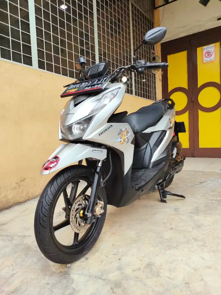 Honda Beat / Beat Street 110 Fi 2021, Silver Premium Doff, Unit Mulus.