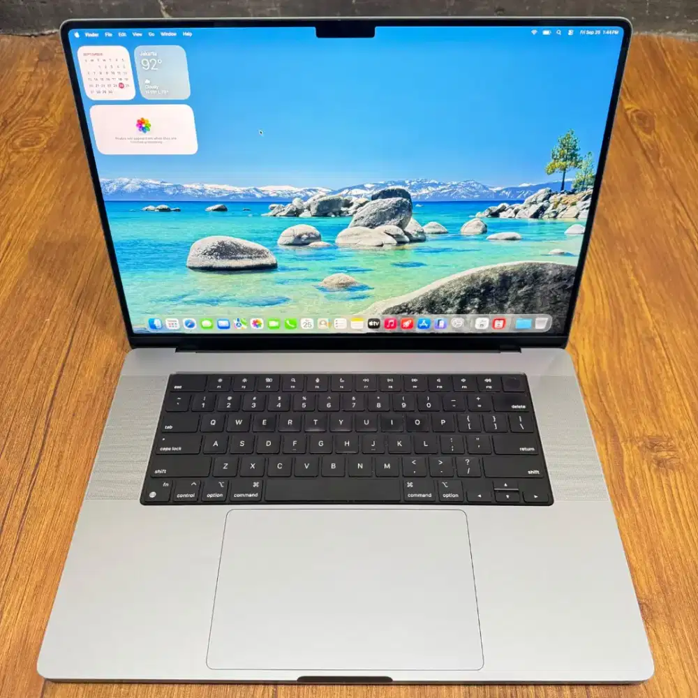 Macbook m1 pro 2021 16 inch ram 16gb ssd 512gb siap pakai bisa cod