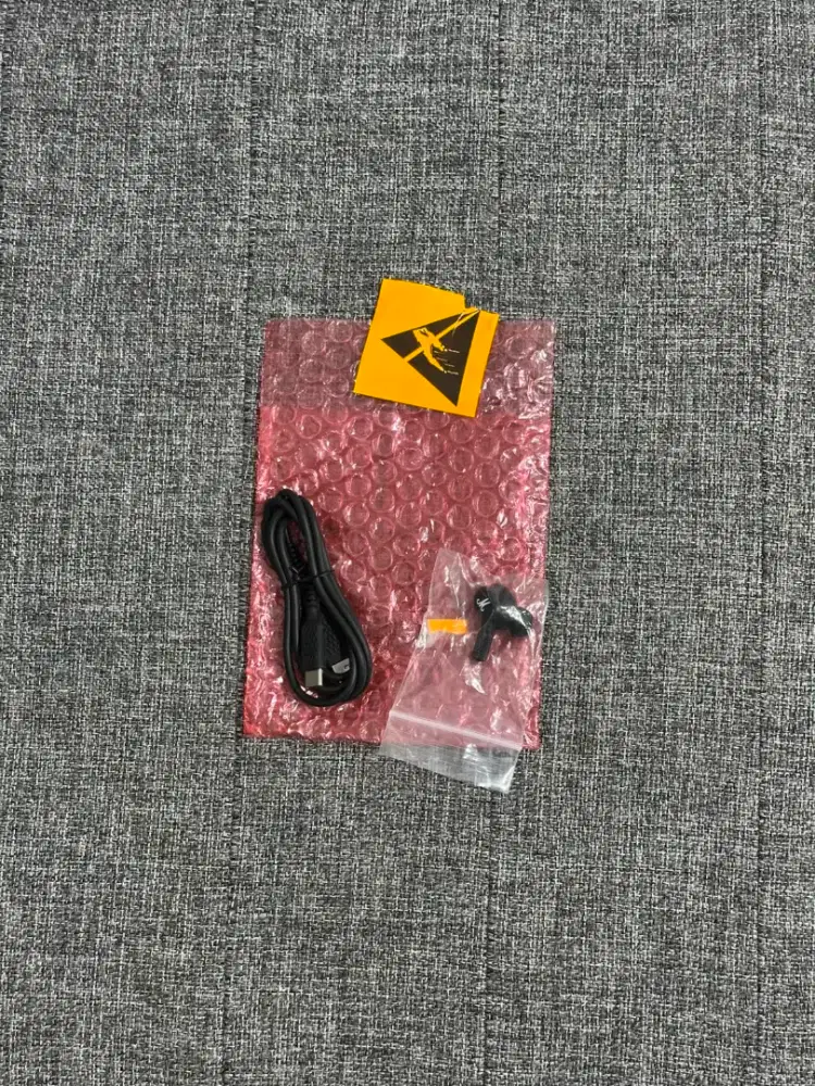 WTS - earbud kanan - TWS ANC Marshall (original)