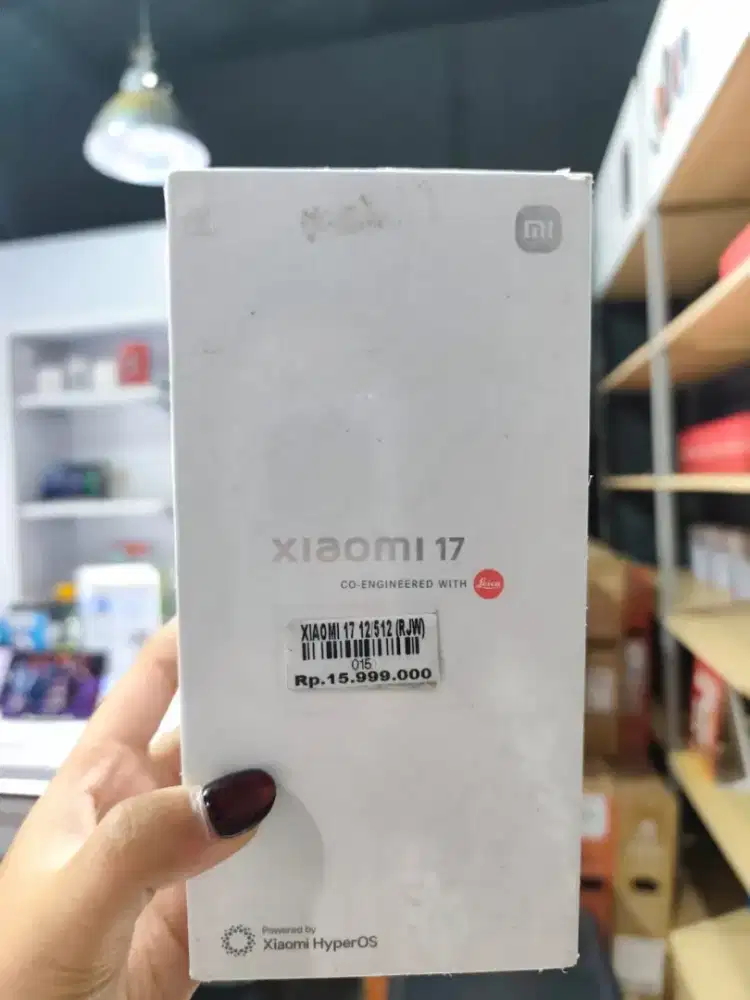 XIAOMI 17 RAM 12/512 ROM