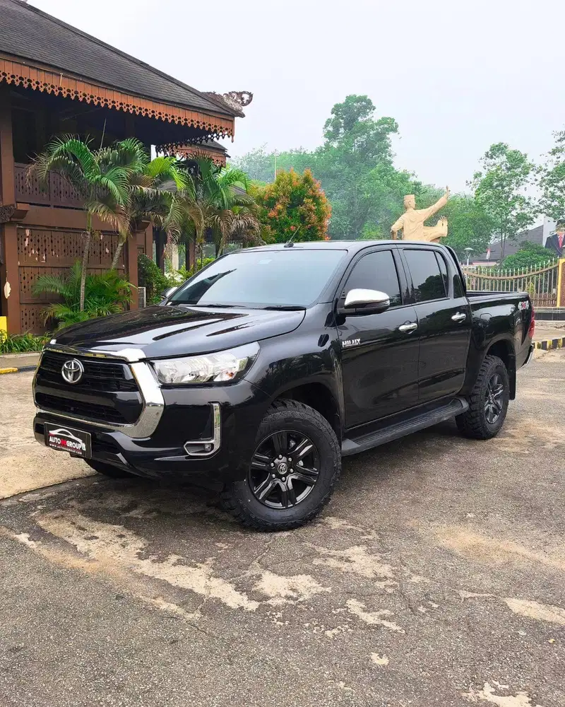 TOYOTA NEW HILUX TIPE G (HITAM) 2.4 MANUAL (2022)