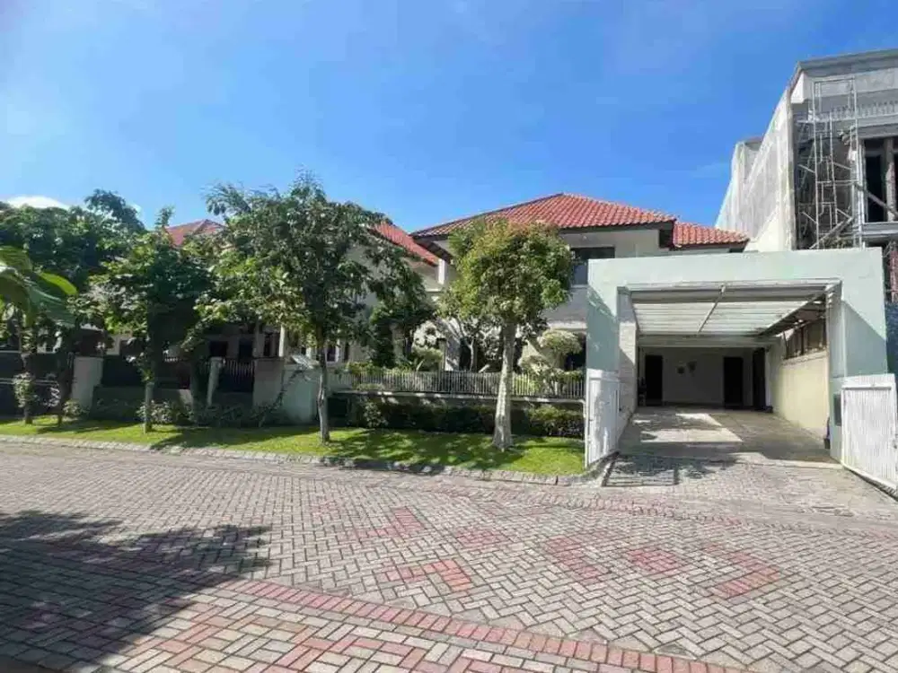 Dijual Murah Rumah Semi Furnish di Graha Famili Surabaya
