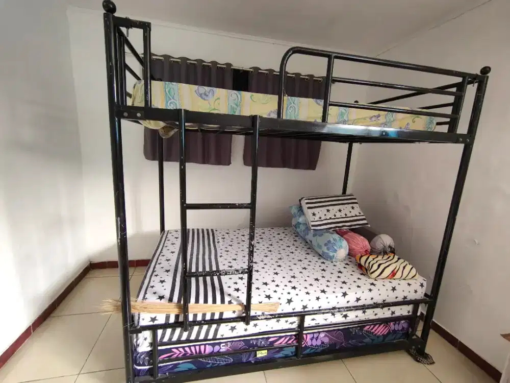 Jual ranjang susun besi