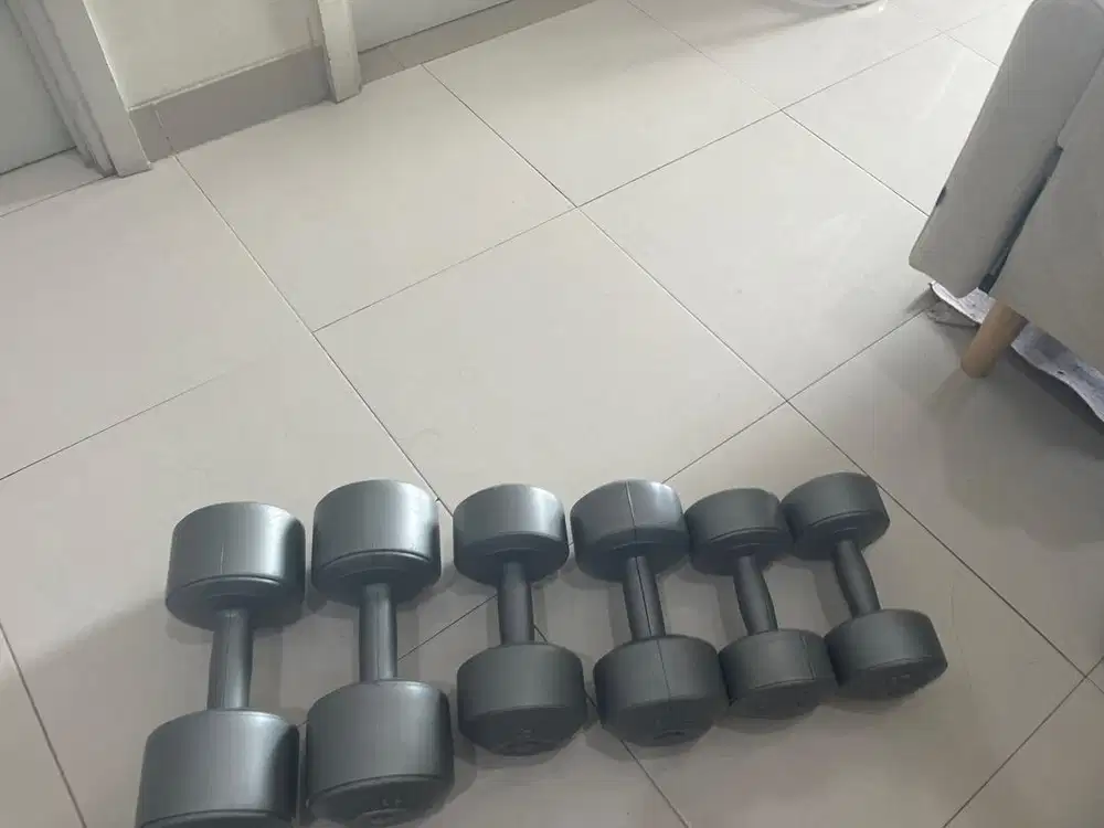 Dumbbel Set 10 Kg 7 Kg 5 Kg