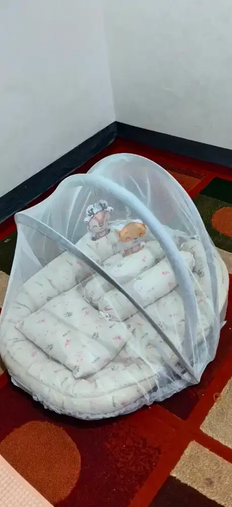 Set Kasur Bayi Kelambu Lengkap (Model Boat Nest) –bekas pakai