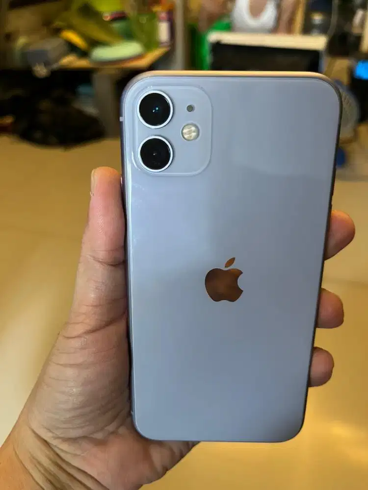 Iphone 11 inter 64 gb ungu