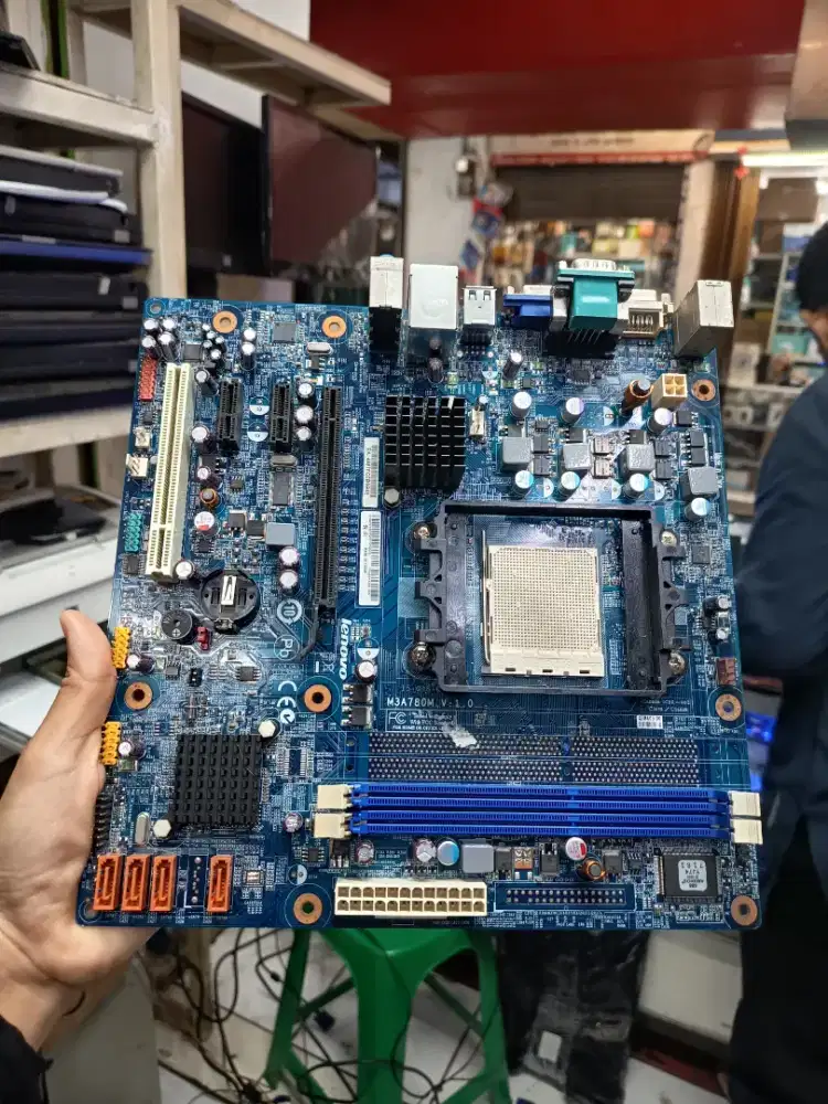 Mobo amd am3 ddr3
