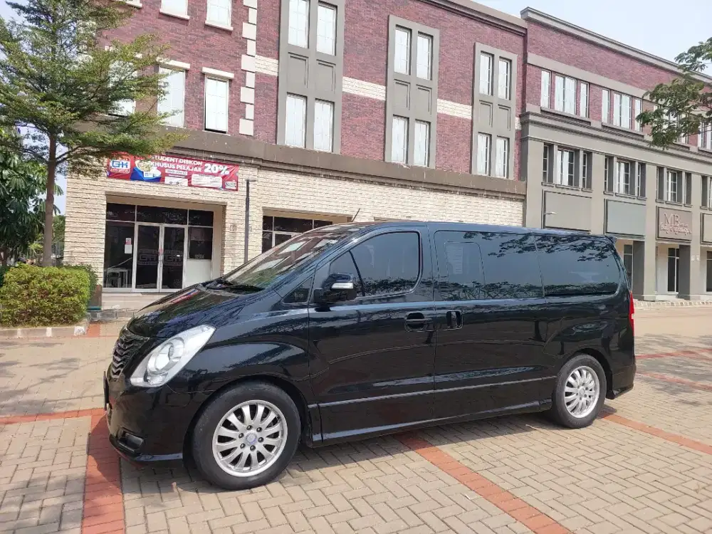 Hyundai H1 Diesel Limited 2016 R/T/TVAlpine/GPSNavigasi/STNKA/NSendiri