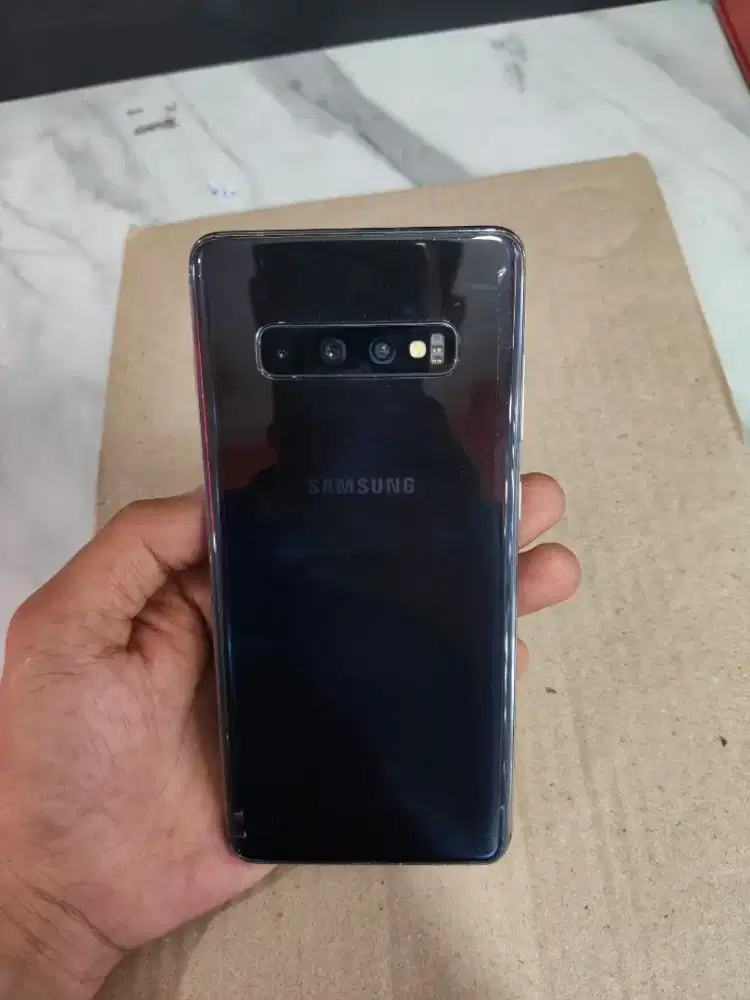 Samsung S10+ 8/128 GB