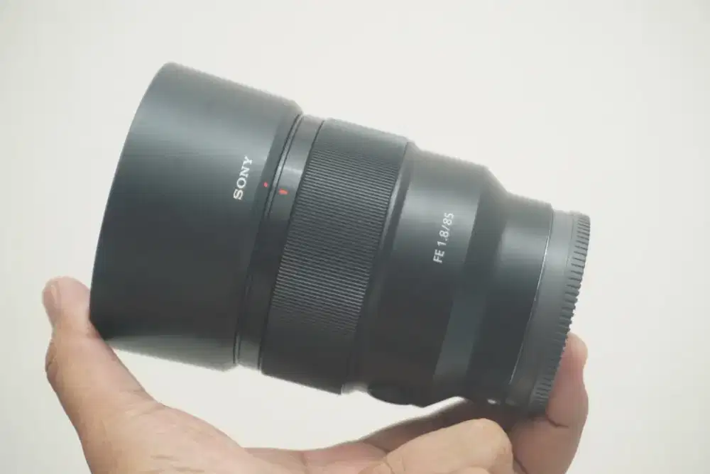 SONY FE 85mm F1.8 Lensa FIX Fullframe 85 mm F/1.8 Mirrorless