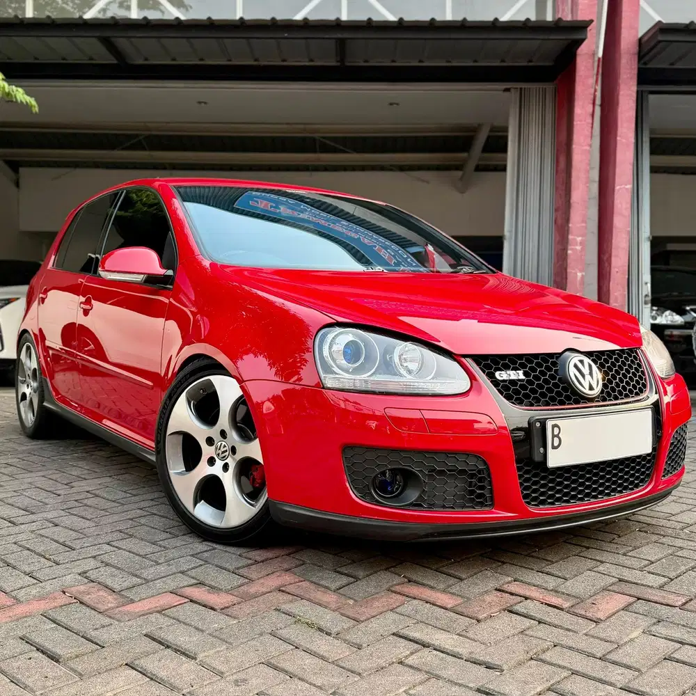 Low KM Volkswagen VW Golf 2.0 GTI not TSI 2005 Siap Pakai