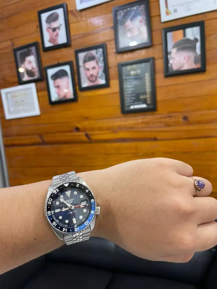 Seiko GMT 42,5mm SKX 003K1 batman two tone black & blue.