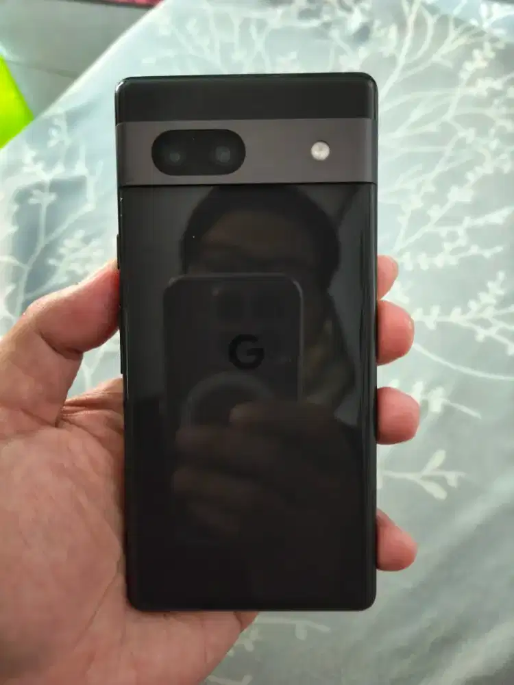 Google Pixel 7a Second