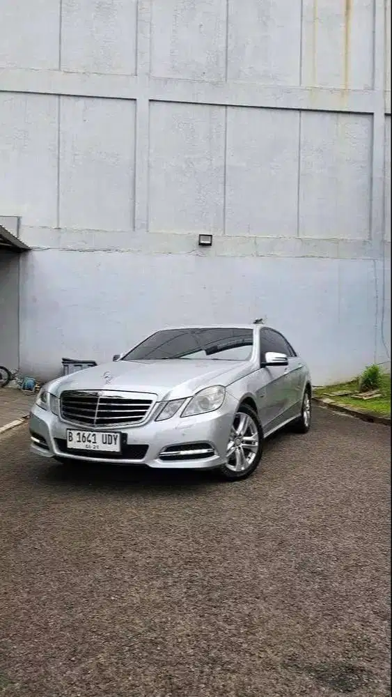 mercedes-benz e250 (2012)