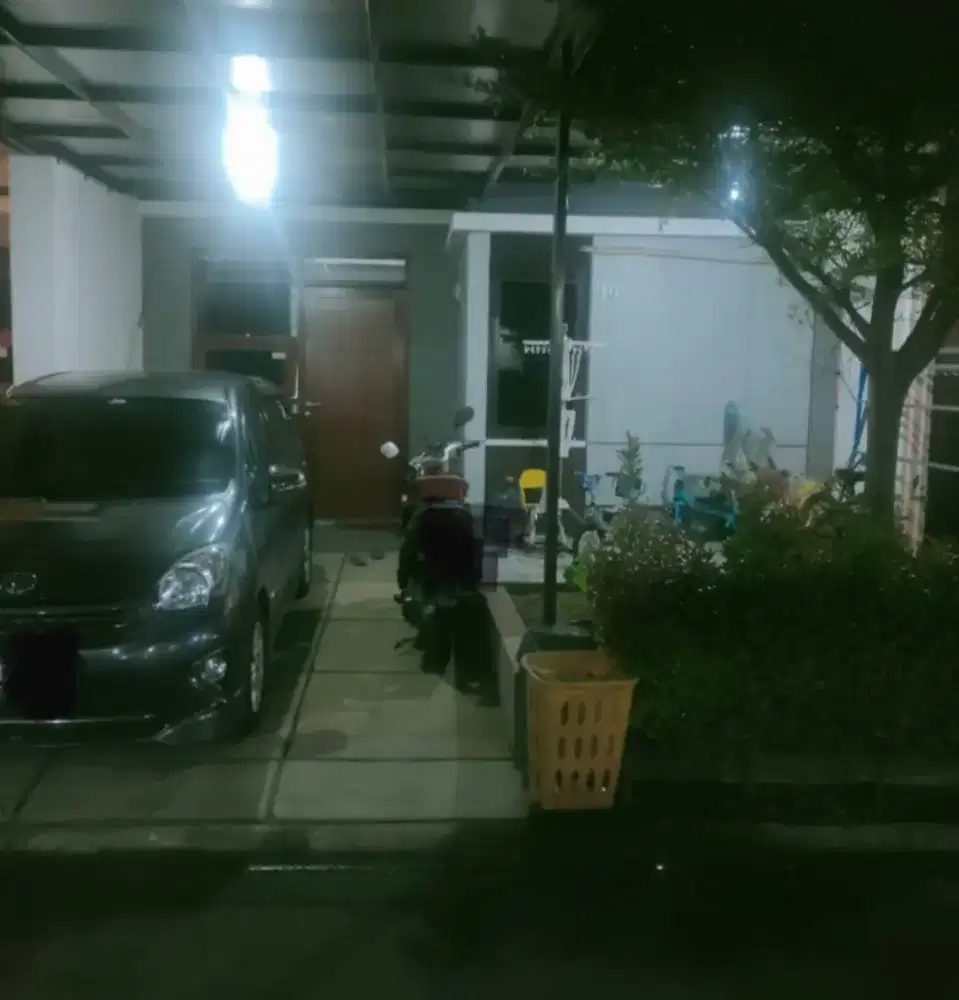 DISEWAKAN RUMAH Dalam Lingkungan Cluster Di Daerah Antapani Bandung