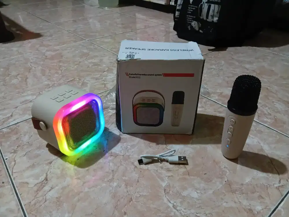 Speaker Bluetooth K12 Dapat 1 Mic Wireless Suara Ngebass Kondisi Baru