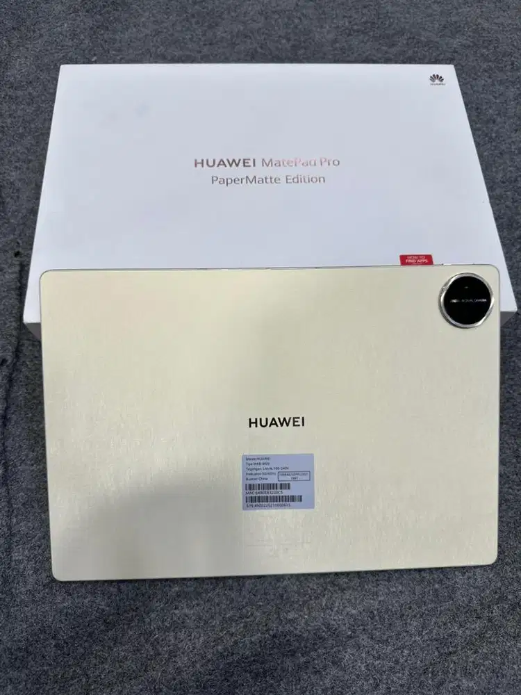 Matepad Pro 12/512gb like new + keyboard+pensil