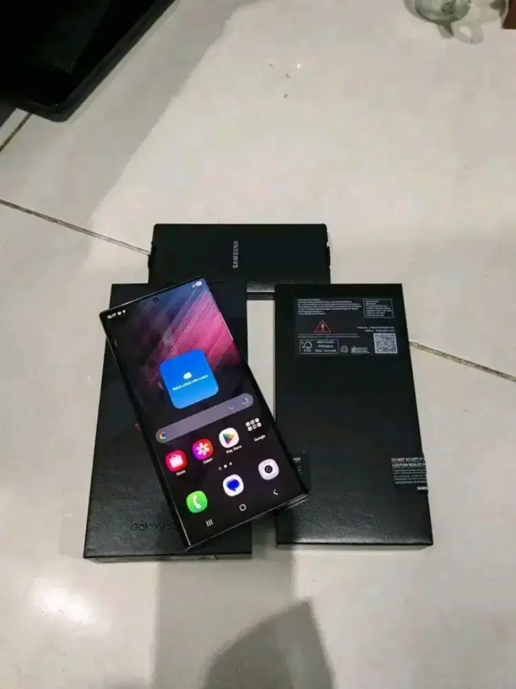Samsung S22 Ultra 12/256 Sein