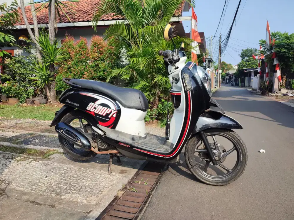 HONDA SCOOPY FI TAHUN 2015
