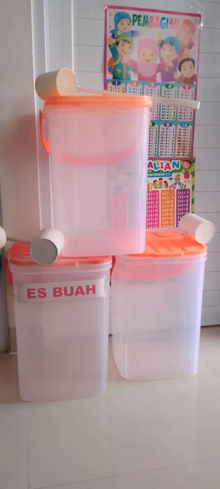 Dijual Toples Wadah Es Buah 30 liter plus Gayung