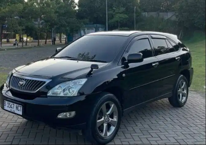 Toyota Harrier Tahun 2009 L