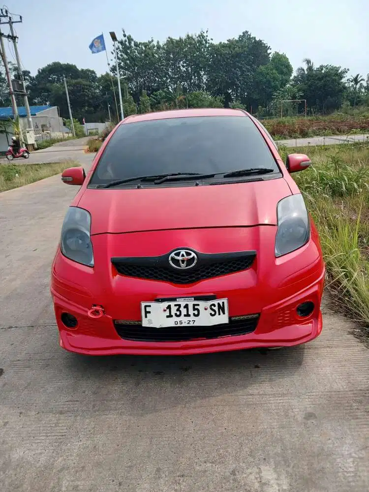 Toyota Yaris 2010 Bensin