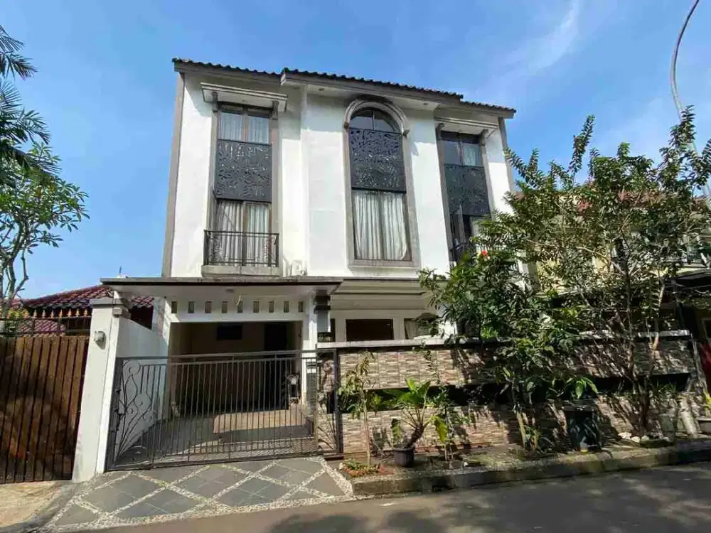 Dijual Rumah Premium Giri Loka BSD Hadap Timur Siap Huni Harga Nego