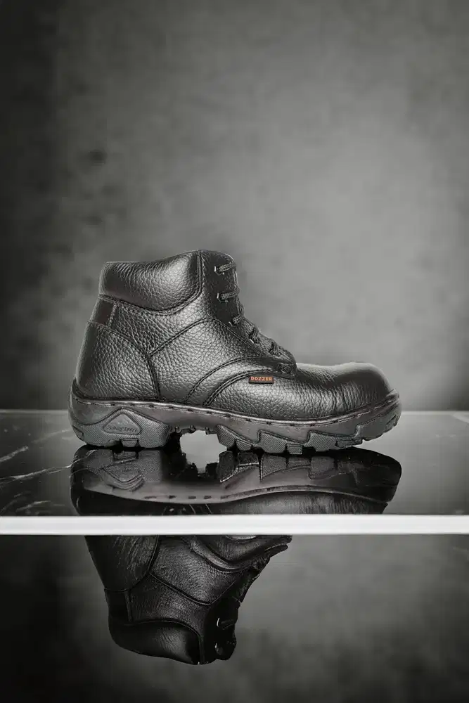 Praktis Sepatu safety sol empuk Citeureup