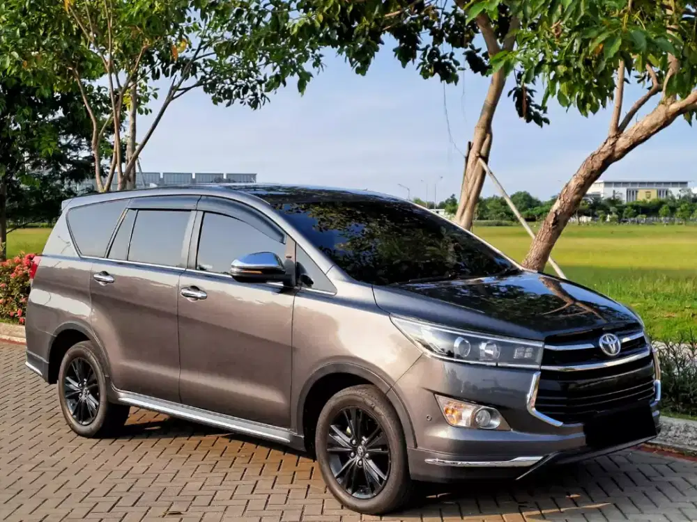 Toyota Kijang Innova Venturer 2.4 at 2018 2019