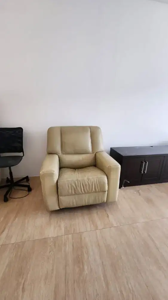 CELINI KULIT ASLI SOFA RECLINING