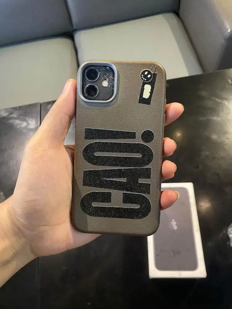 Dijual iPhone 11 64gb inter XL