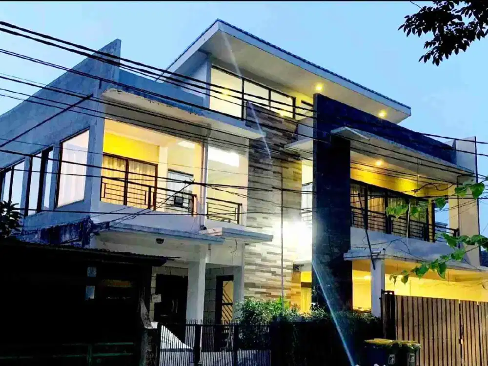 RUMAH MEWAH DAN USAHA DI BUKIT NUSA INDAH, SERUA TANGSEL
